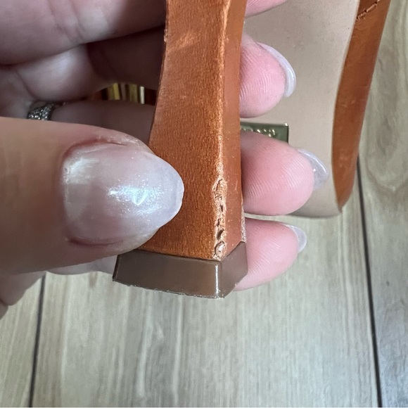 Louise et Cie booties - Picture 12 of 17